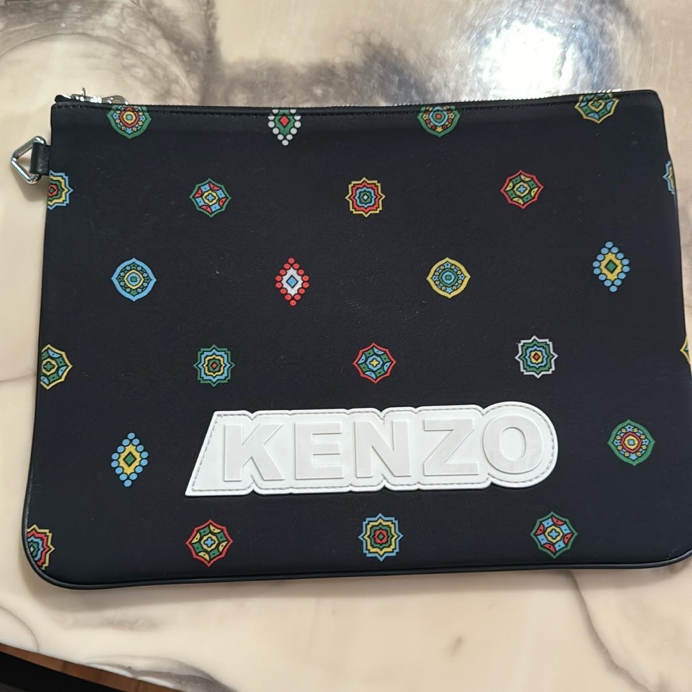 Black Kenzo clutch with zebra backside